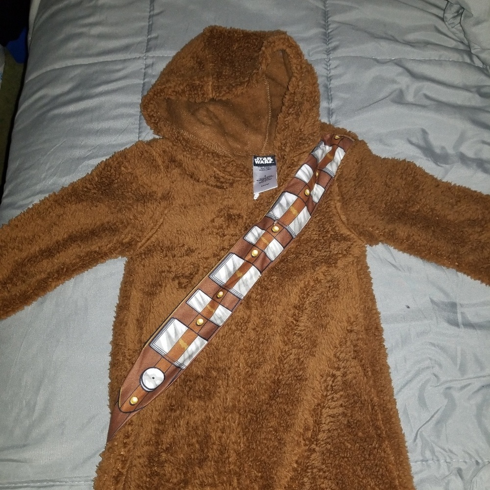 Brand New Chewbacca outfit
